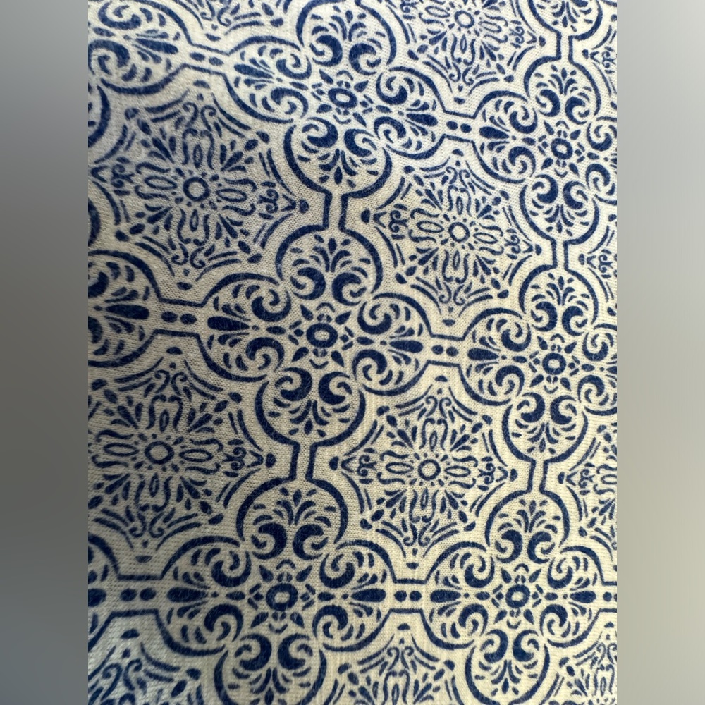 Chico’s The Ultimate Tee, Size 2 or L, blue & white - Picture 2 of 9